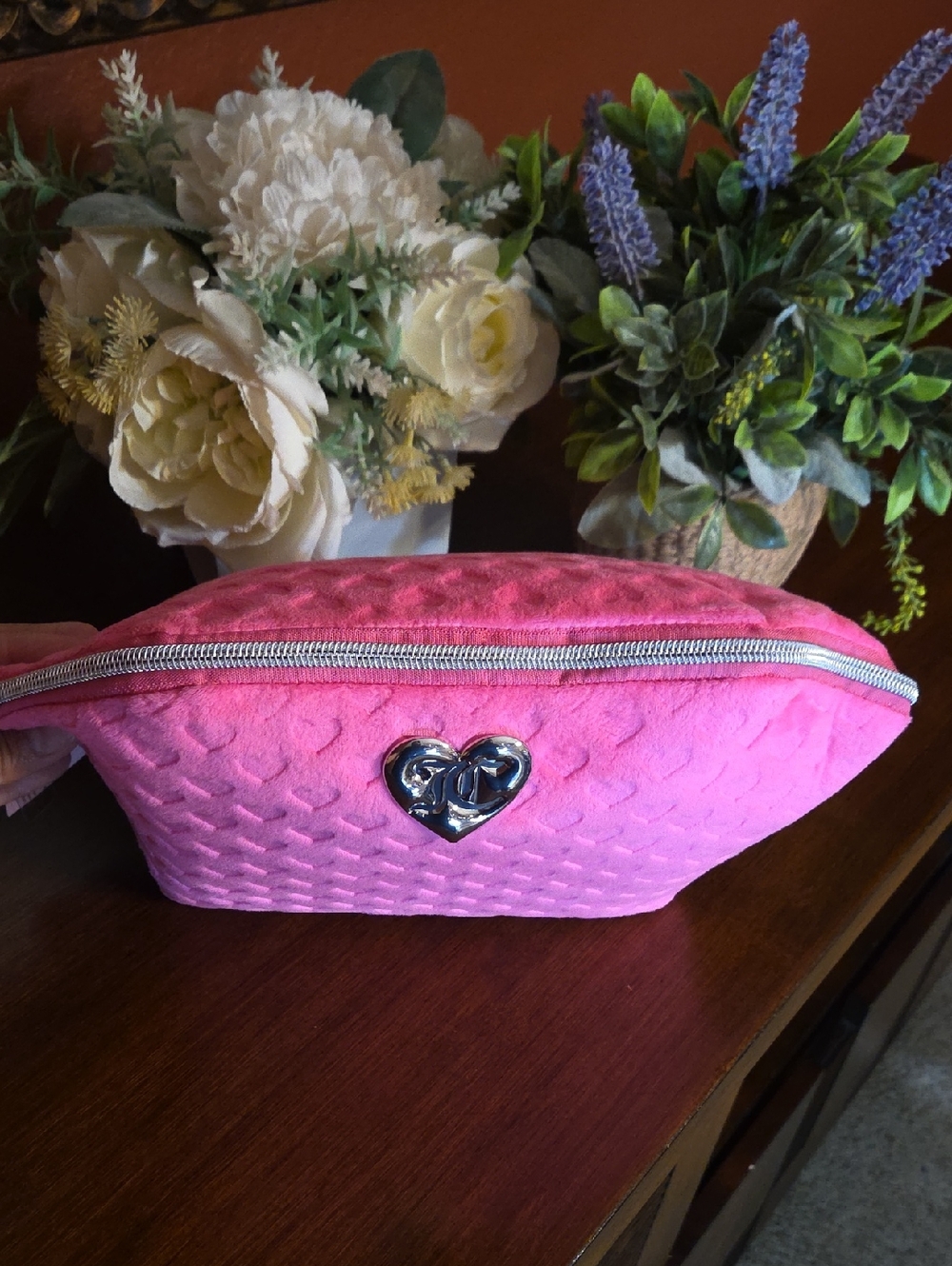 Juicy Couture Cosmetic Travel Bag NWOT - Picture 6 of 12